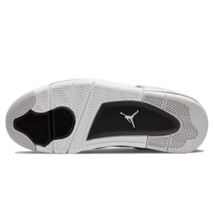 Air_Jordan_4_Retro_Military_Black_3