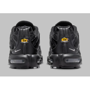 nike-air-max-plus-black-metallic-silver-DX8971-001-05-1120x786